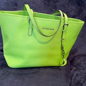 Michael Kors tote